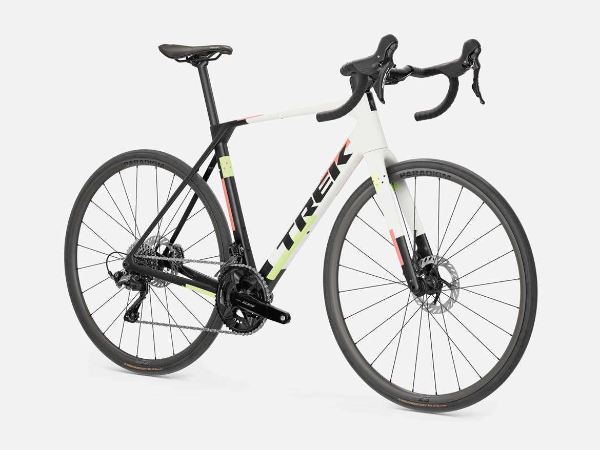 以简约致敬经典 TREK发布全新第五代 Domane 耐力公路车