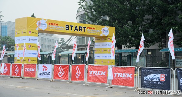 明日开战的老山赛将在这里起跑