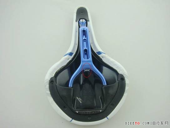 KORE铝合金单轨座垫及单轨座杆