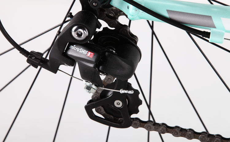 TRINX千里达2015新品:闪电R700公路车激情上市! TRINX千里达2015新品:闪电R700公路车激情上市!