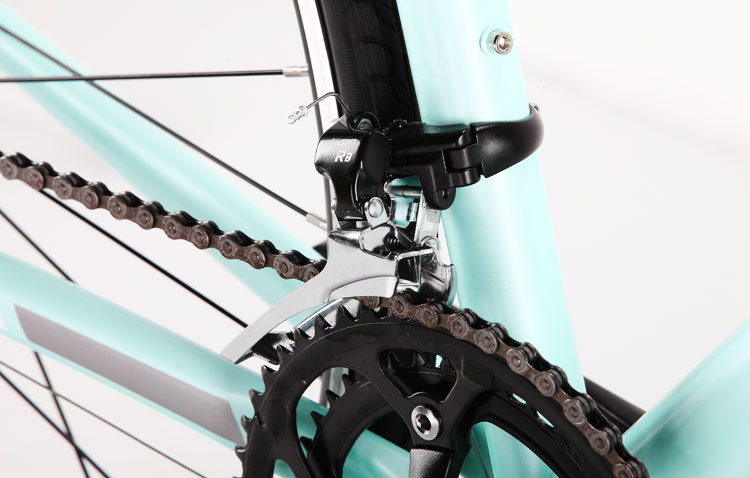 TRINX千里达2015新品:闪电R700公路车激情上市! TRINX千里达2015新品:闪电R700公路车激情上市!