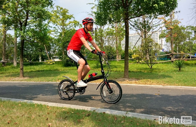 欧亚马AX-FBI周年款 欧亚马AX-FBI周年款