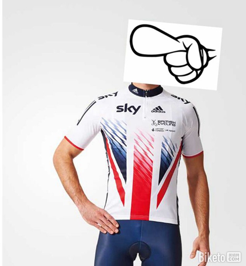 ��ֵ���У�Adidas���з��ϼ�