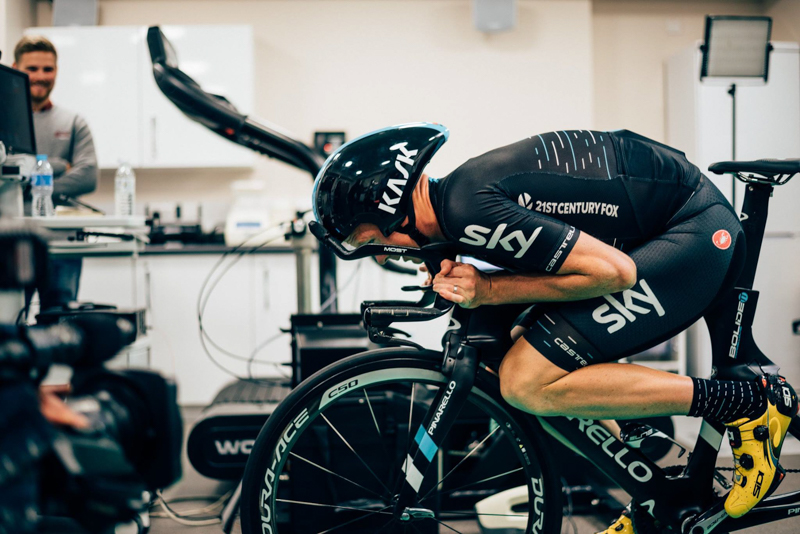 2017赛季天空车队换装全新Castelli骑行服 2017赛季天空车队换装全新Castelli骑行服