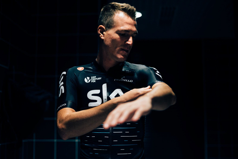 2017赛季天空车队换装全新Castelli骑行服 2017赛季天空车队换装全新Castelli骑行服