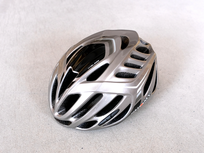 190�ˣ�699Ԫ�� Suomy TIMELESSͷ�����У�