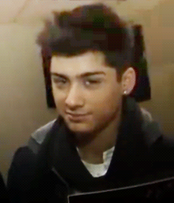 挑眉.gif 挑眉.gif