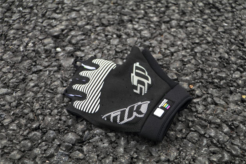 图片17.jpg 图片17.jpg