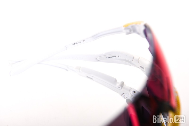 OAKLEY限量版 OAKLEY限量版