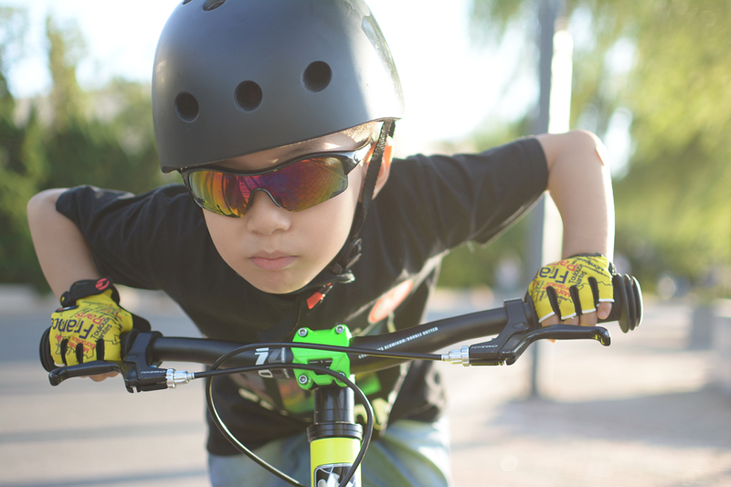 �ƷƵ�˹��ͯ��������