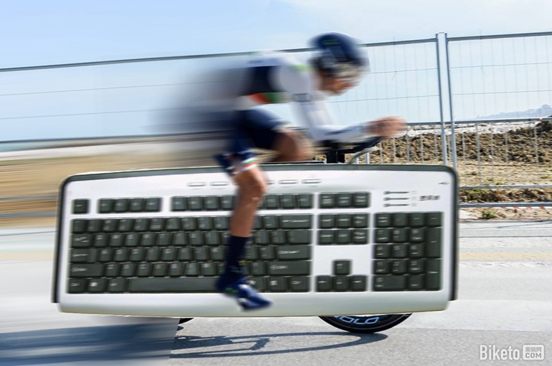 ���̳���