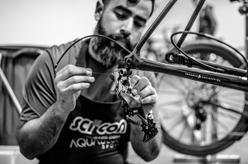 Aqua Blue Sport����