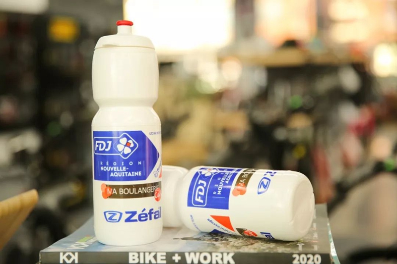 法国进口的Zéfal运动水壶19.9元一个!