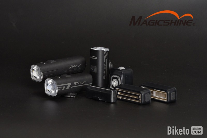 迈极炫车灯 迈极炫车灯