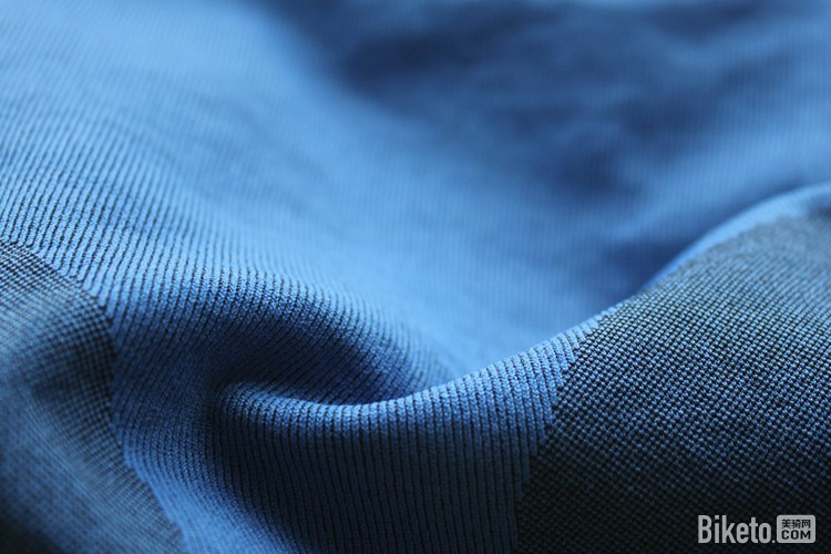 叫醒冬季身体——思帕客超弹软甲服 叫醒冬季身体——思帕客超弹软甲服