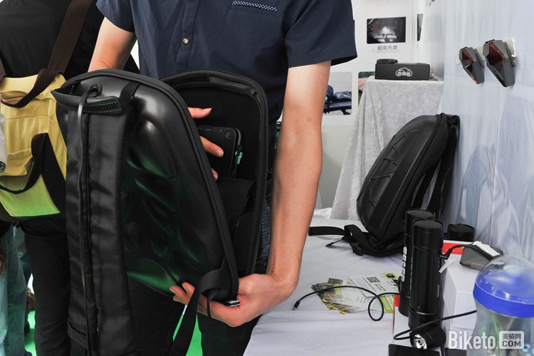 音箱背包 音箱背包