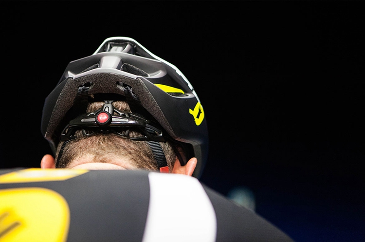 MET Manta & Rivale MET Manta & Rivale