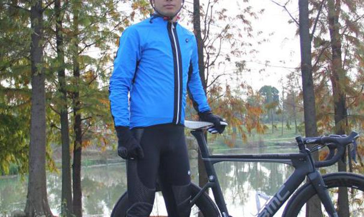 �������������������Ŀ����з��º���ԱȲ���