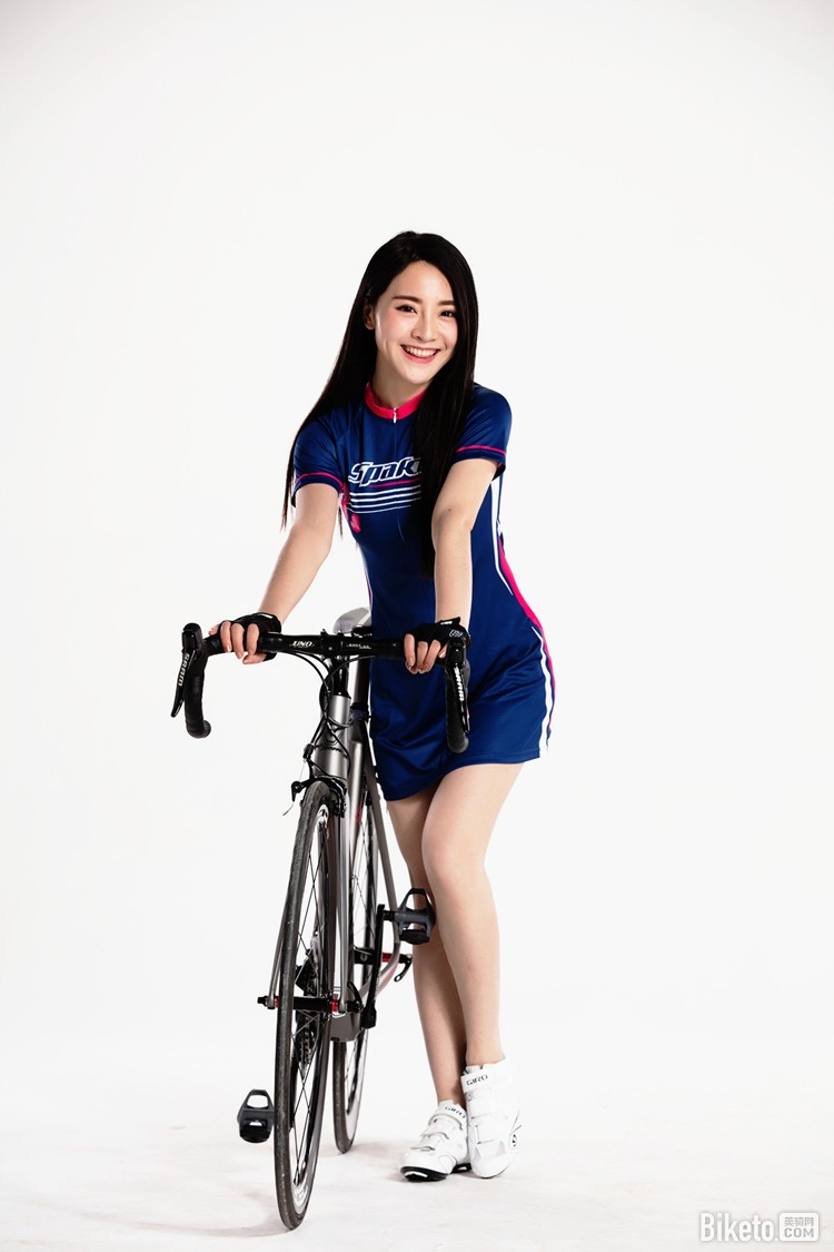 黛羽.jpg 黛羽.jpg