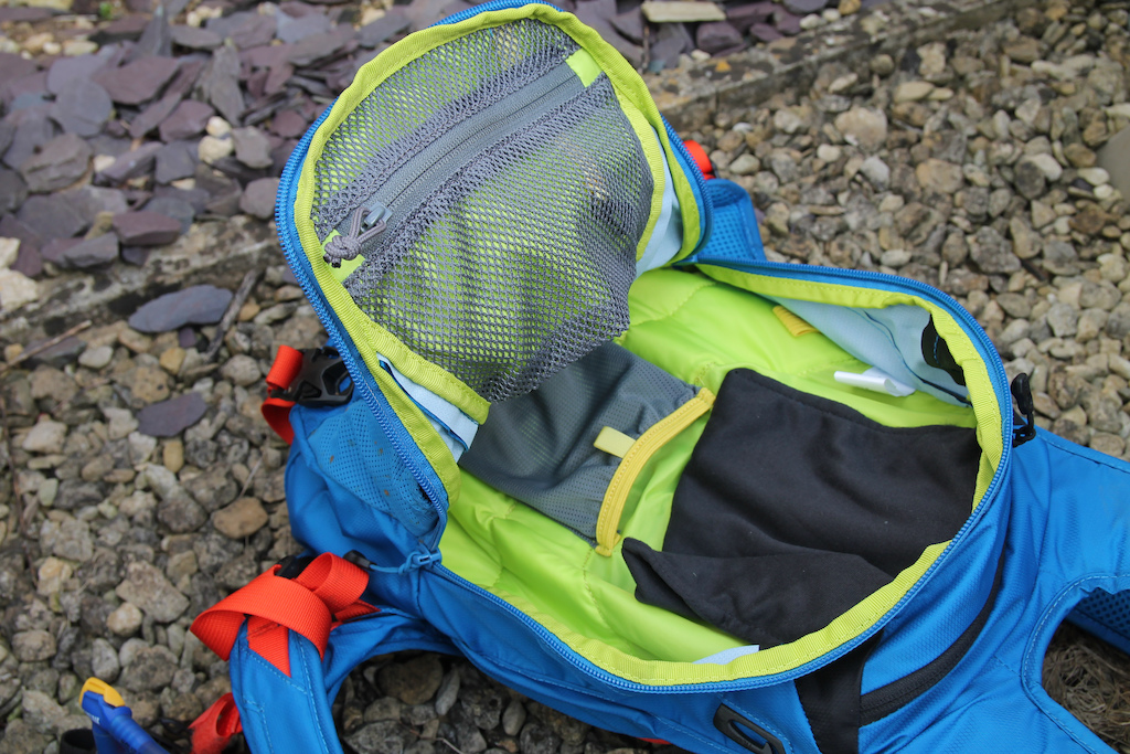 小巧玲珑—Camelbak Skyline 10 LR水袋包 小巧玲珑—Camelbak Skyline 10 LR水袋包