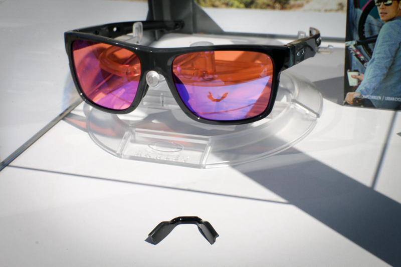 Oakley¿۾EV ZeroƬ