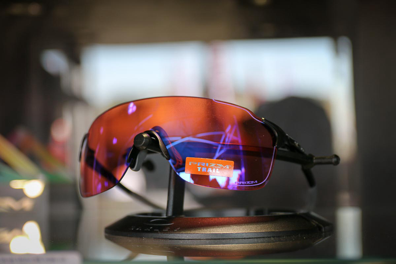Oakley¿۾EV ZeroƬ