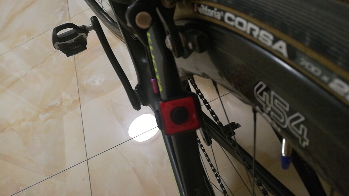 ҹ�ﵳ�ؿ� ������SEEMEE20β�Ʋ���