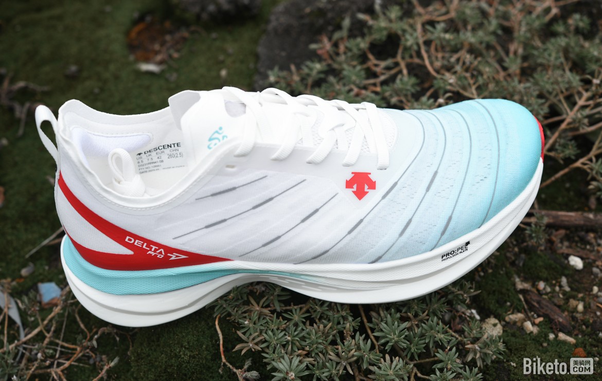 迪桑特AWAKEN破风者