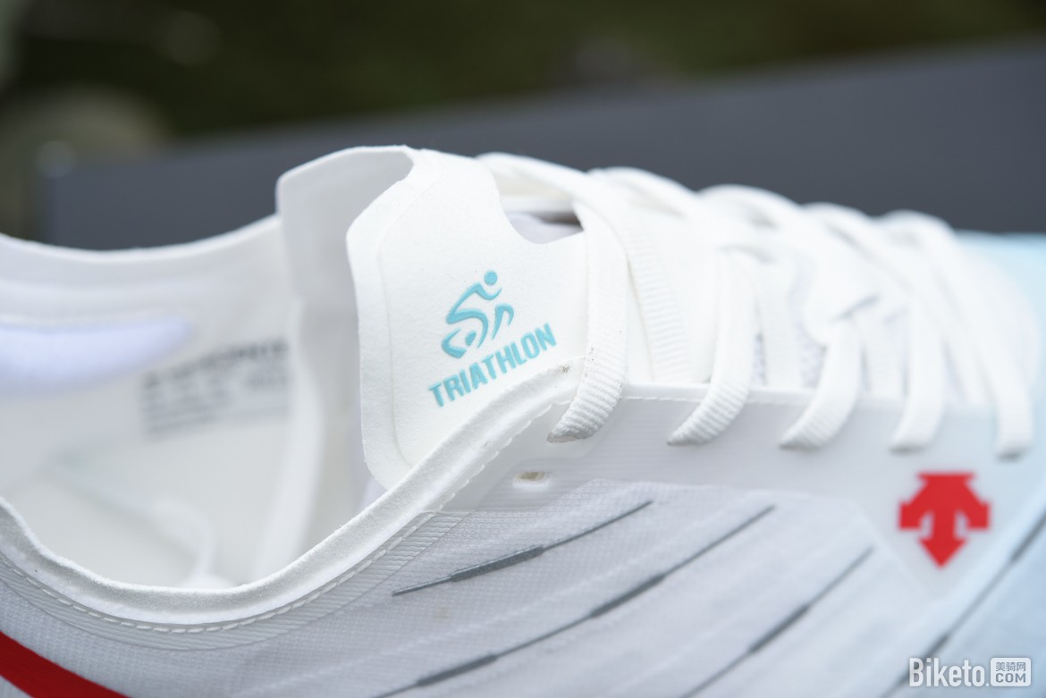 迪桑特AWAKEN破风者