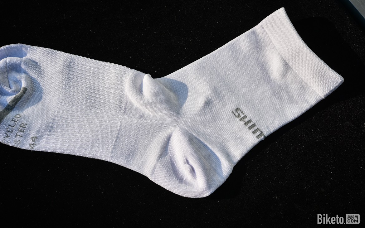 小众性价比之选 SHIMANO骑行袜开箱