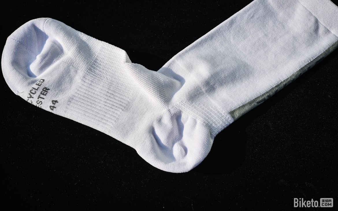 小众性价比之选 SHIMANO骑行袜开箱