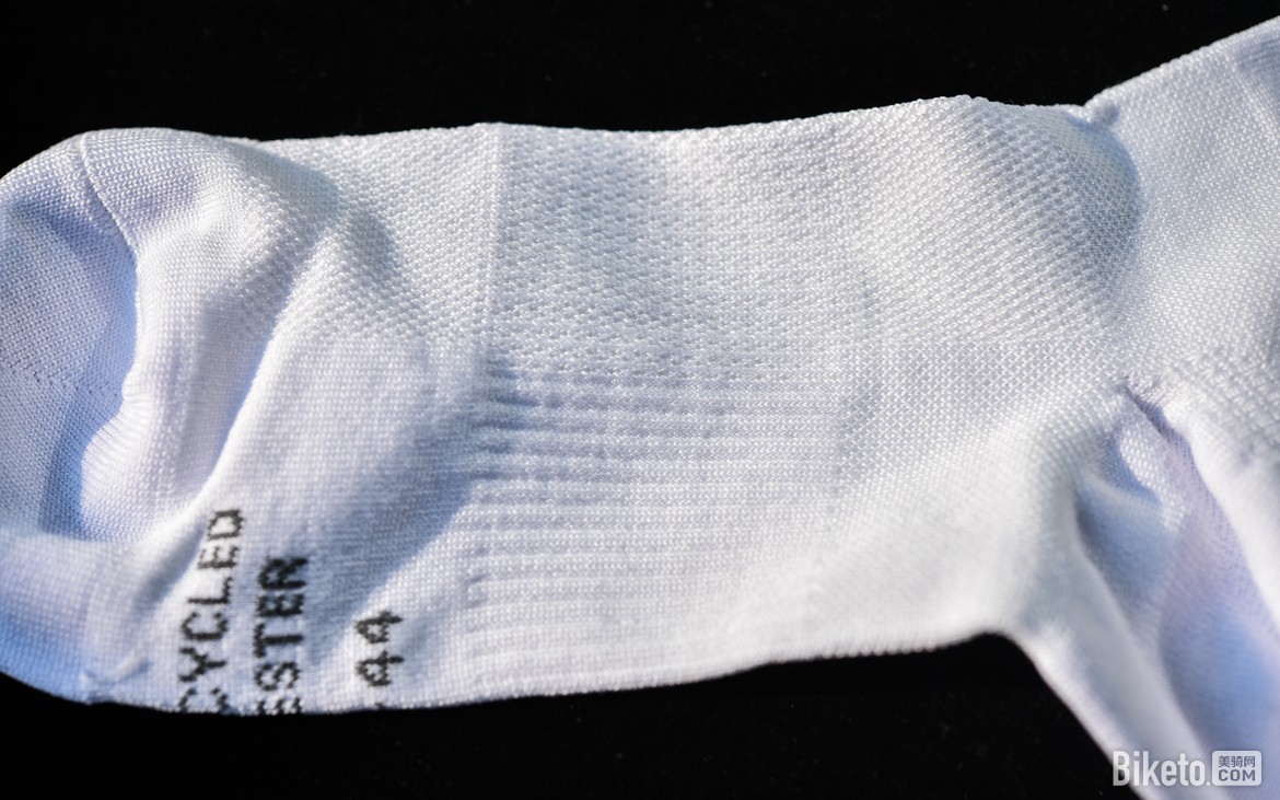 小众性价比之选 SHIMANO骑行袜开箱