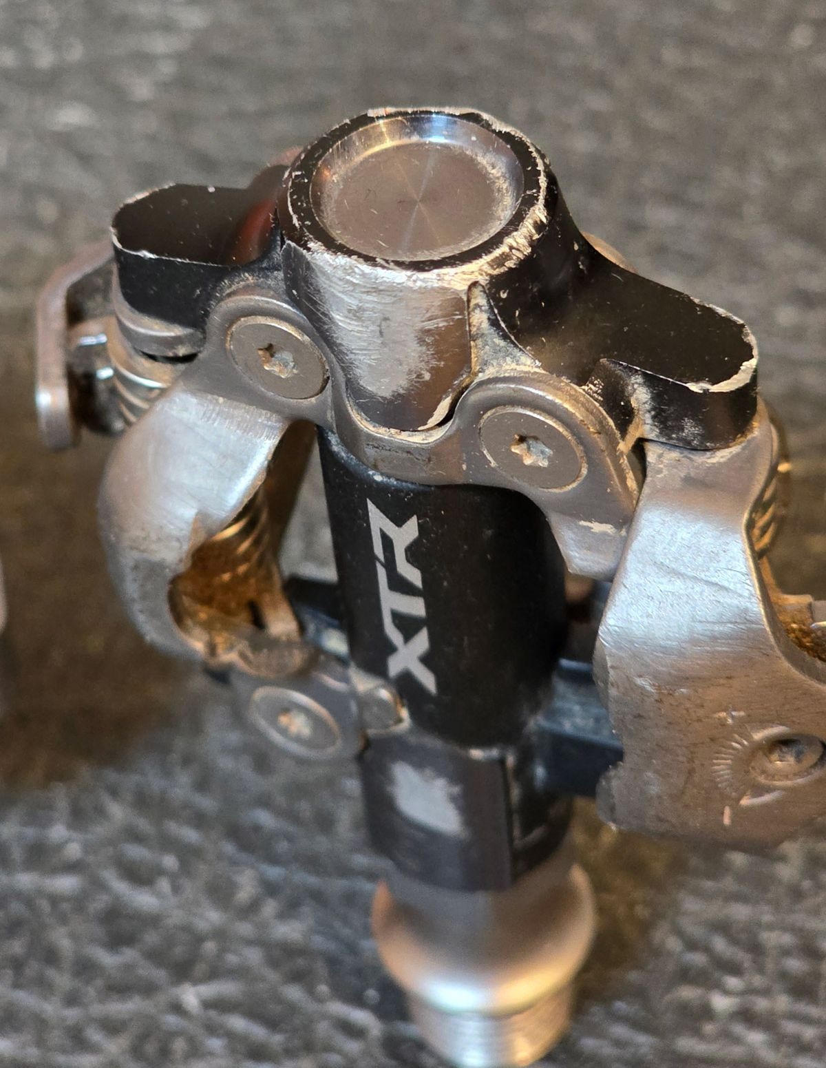 ����ŵ XTR M9200 ��̤