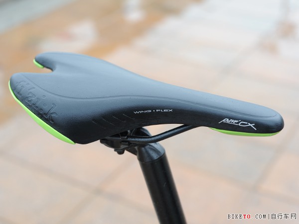 8.7kg轻量铝合金车架 GIANT TCR 6700公路车评测