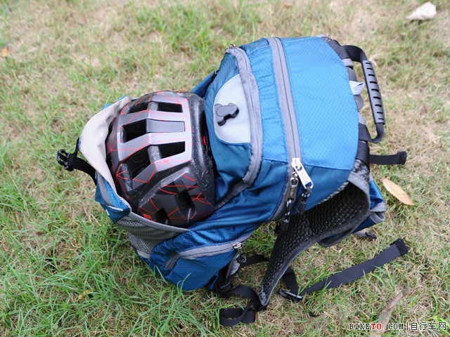 doite,bag,helmet.jpg