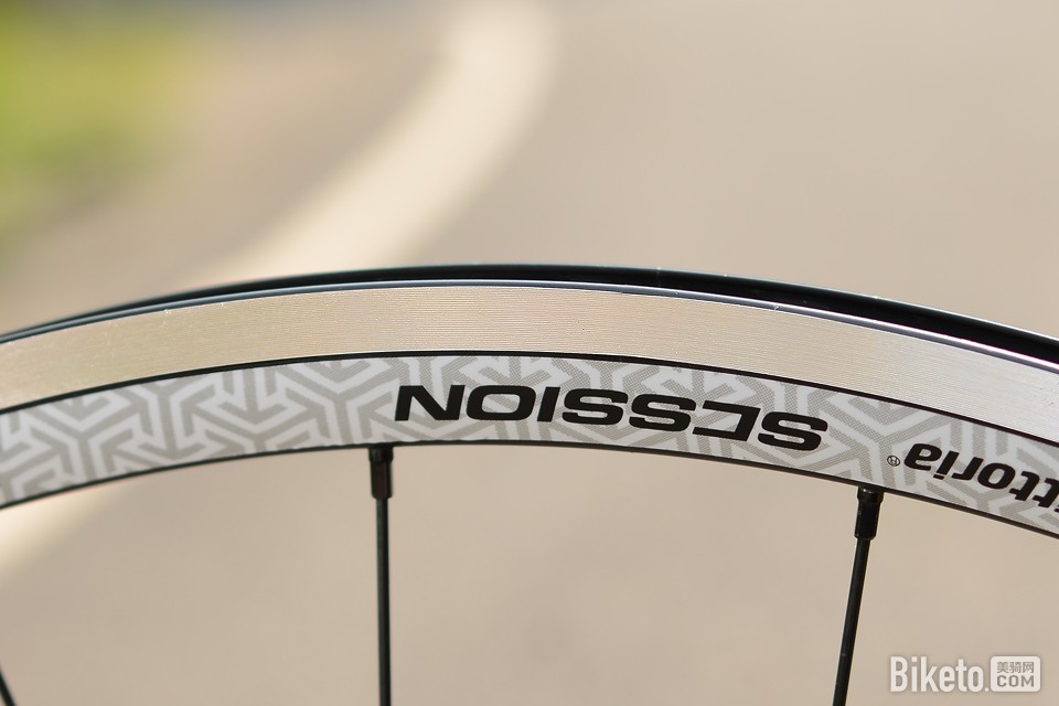 ���ż��¹󡪡�Vittoria Session ���� ����