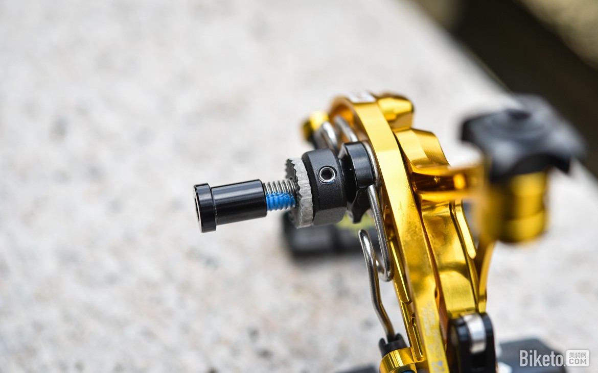 单轴夹器是否靠谱?富律业BR-DX001超轻夹器评测