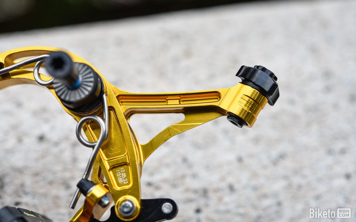 单轴夹器是否靠谱?富律业BR-DX001超轻夹器评测