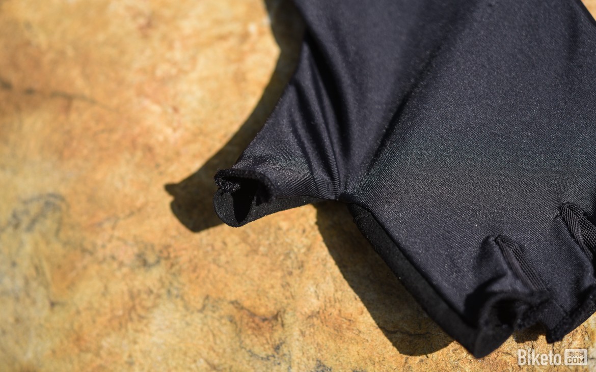 编辑的自购自评 迪卡侬Van Rysel RoadR900手套