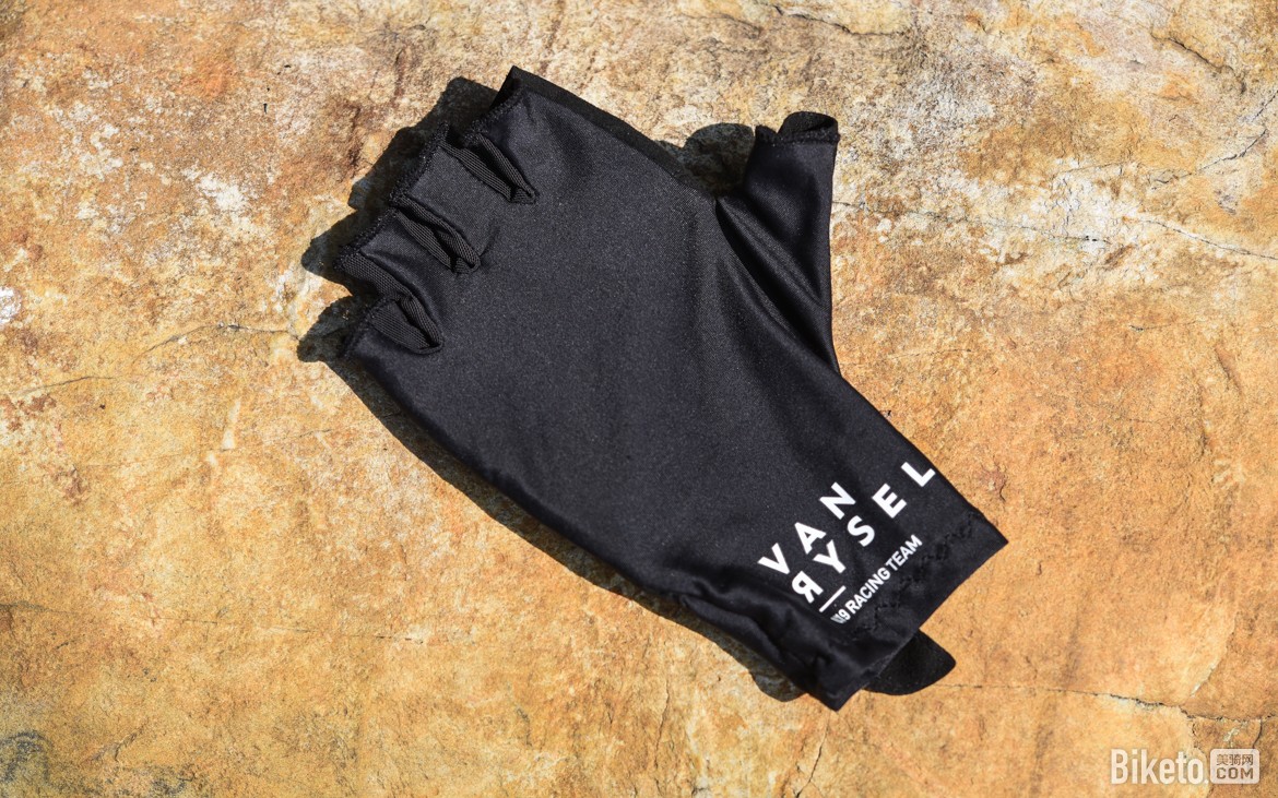 编辑的自购自评 迪卡侬Van Rysel RoadR900手套