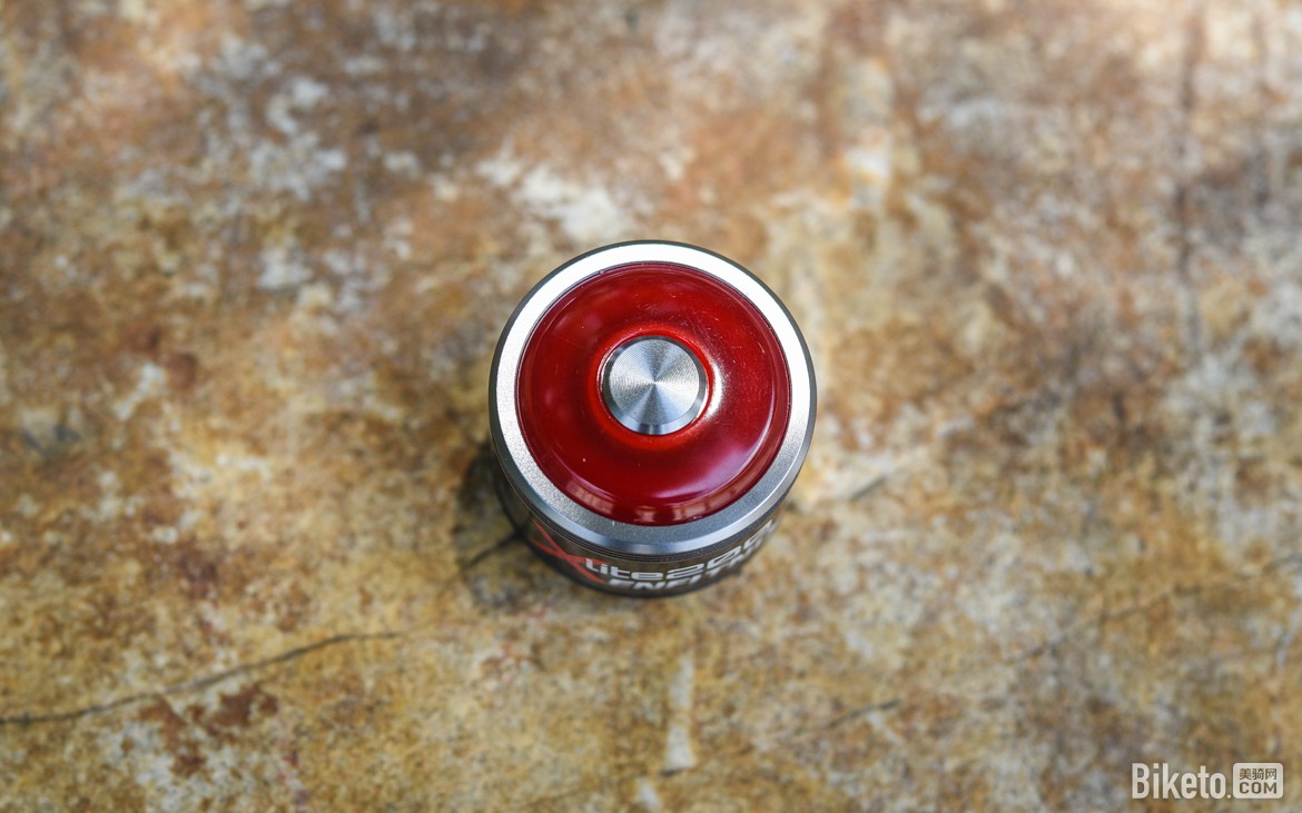 全面提升 ENFITNIX英豪全新Xlite200尾灯评测