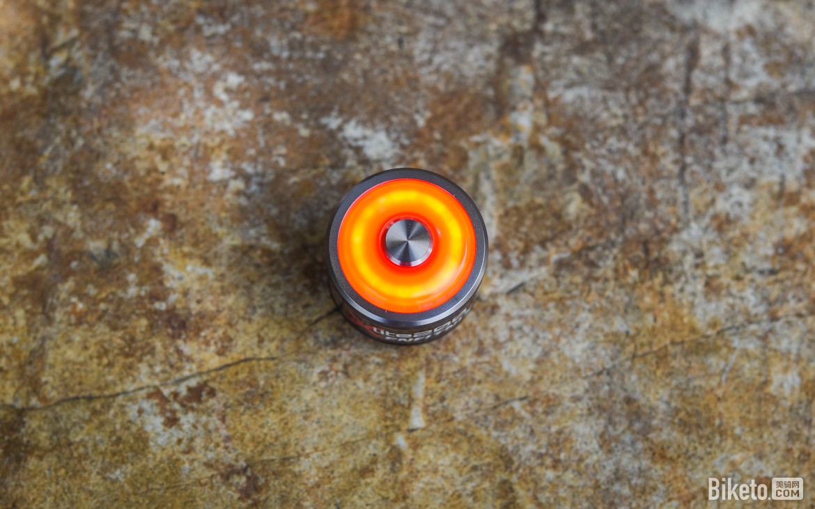 全面提升 ENFITNIX英豪全新Xlite200尾灯评测