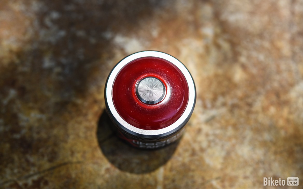 全面提升 ENFITNIX英豪全新Xlite200尾灯评测