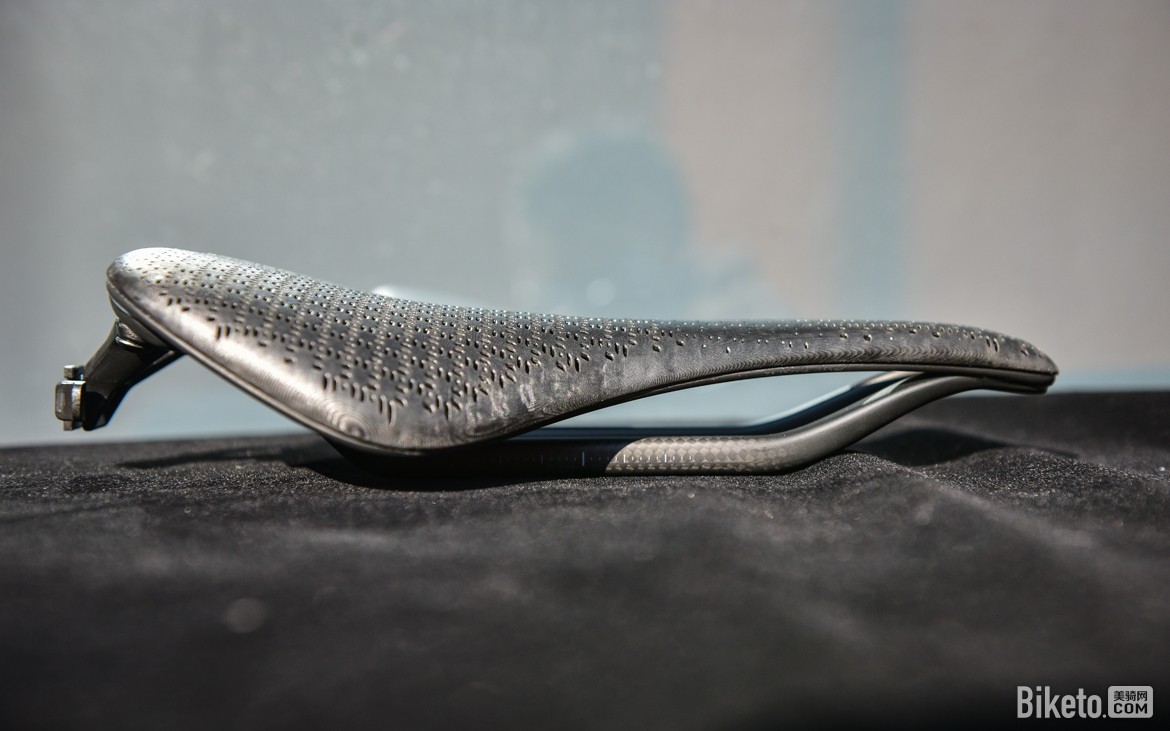 效率取向3D打印坐垫 TREK Aeolus RSL AirLoom评测