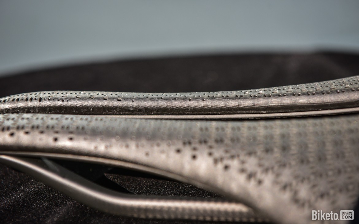 效率取向3D打印坐垫 TREK Aeolus RSL AirLoom评测