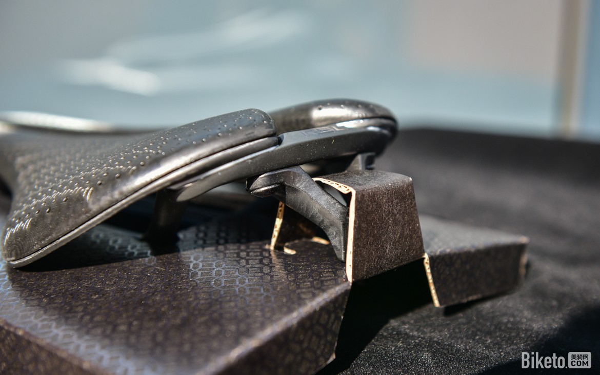 效率取向3D打印坐垫 TREK Aeolus RSL AirLoom评测