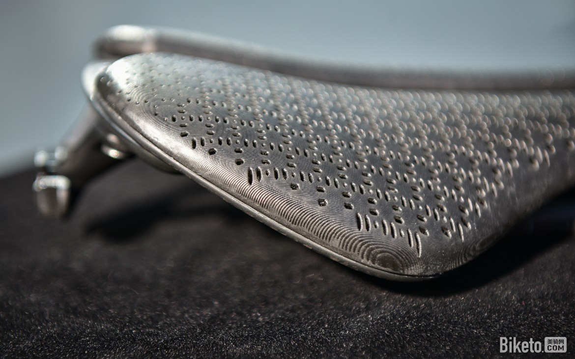 效率取向3D打印坐垫 TREK Aeolus RSL AirLoom评测