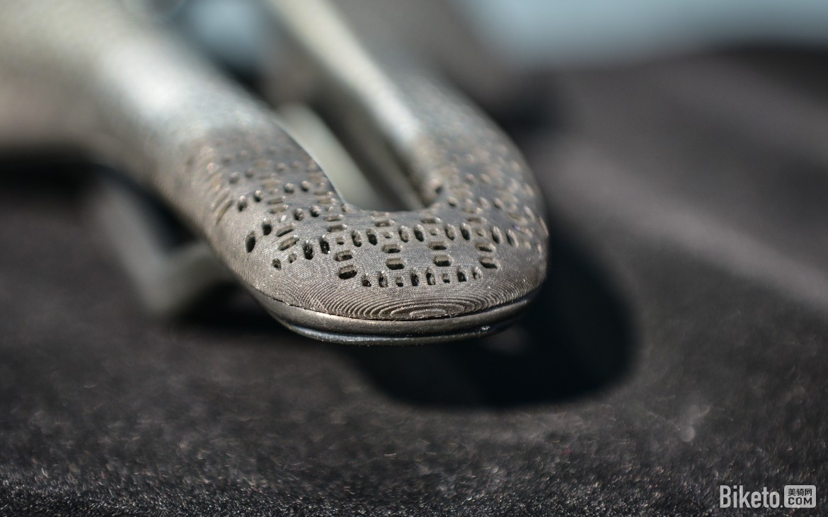 效率取向3D打印坐垫 TREK Aeolus RSL AirLoom评测
