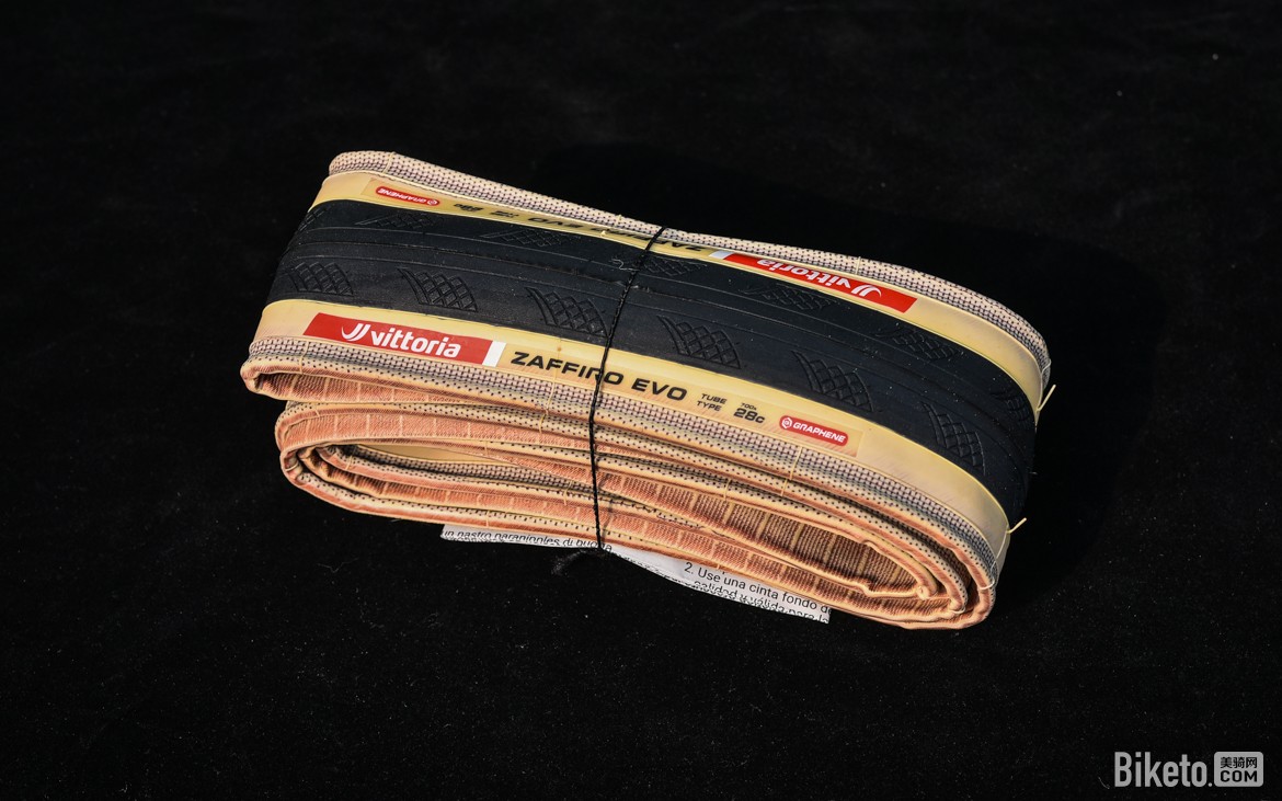 经典训练胎再“进化” Victtoria Zaffiro Evo公路轮胎简评