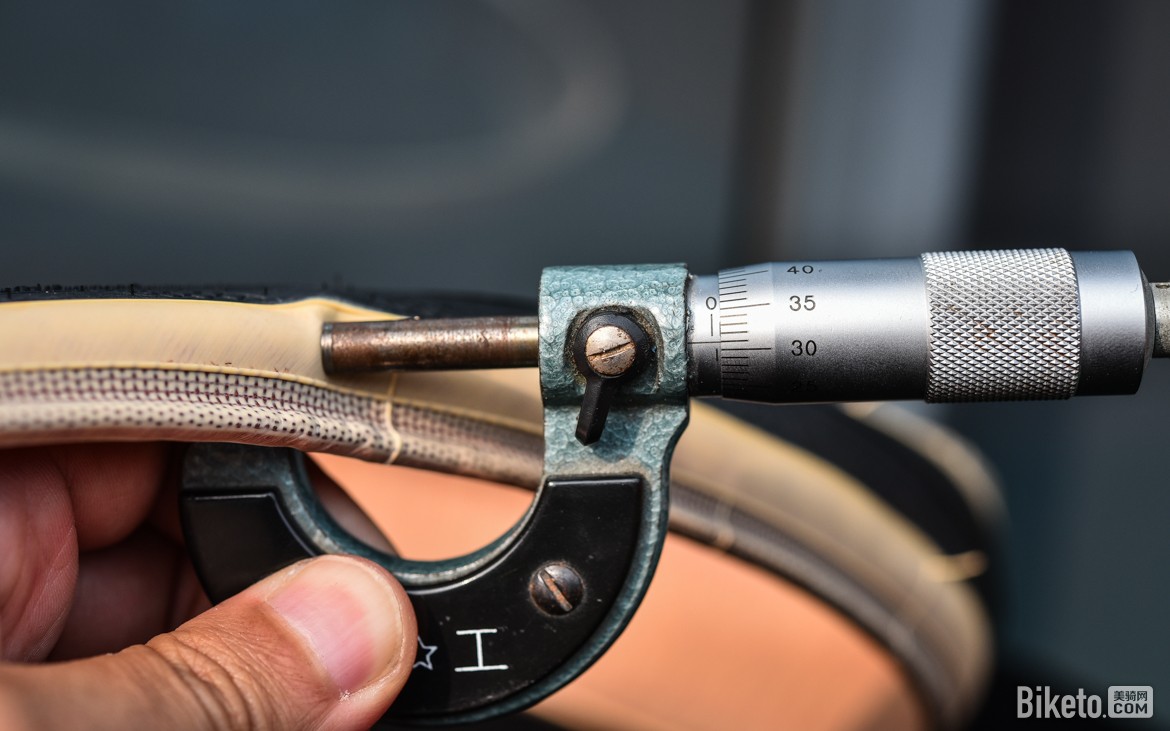 经典训练胎再“进化” Victtoria Zaffiro Evo公路轮胎简评